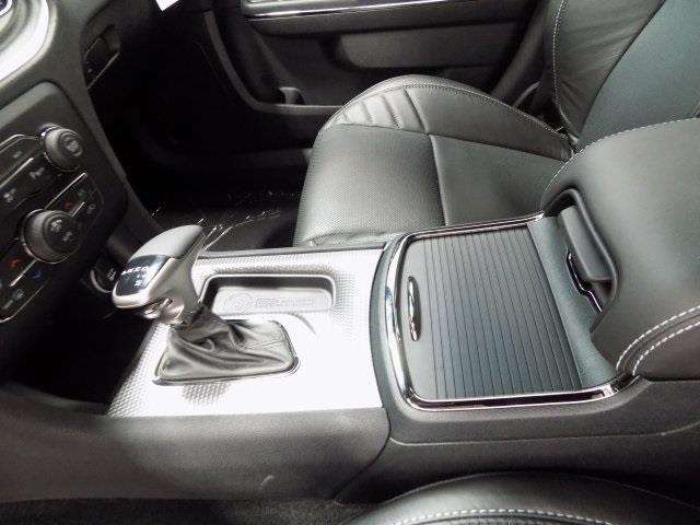 2016 Dodge Charger SRT Hellcat 4dr Sedan